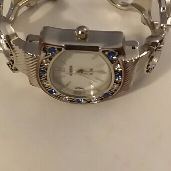 Geneva Elite Indianapolis Colts Watch - Picture 5 of 8